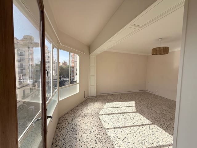 3 makuuhuone Huoneisto vuokrattavana paikassa Santa Catalina, Palma de Mallorca - 1 700 € (Ref: 9760041)