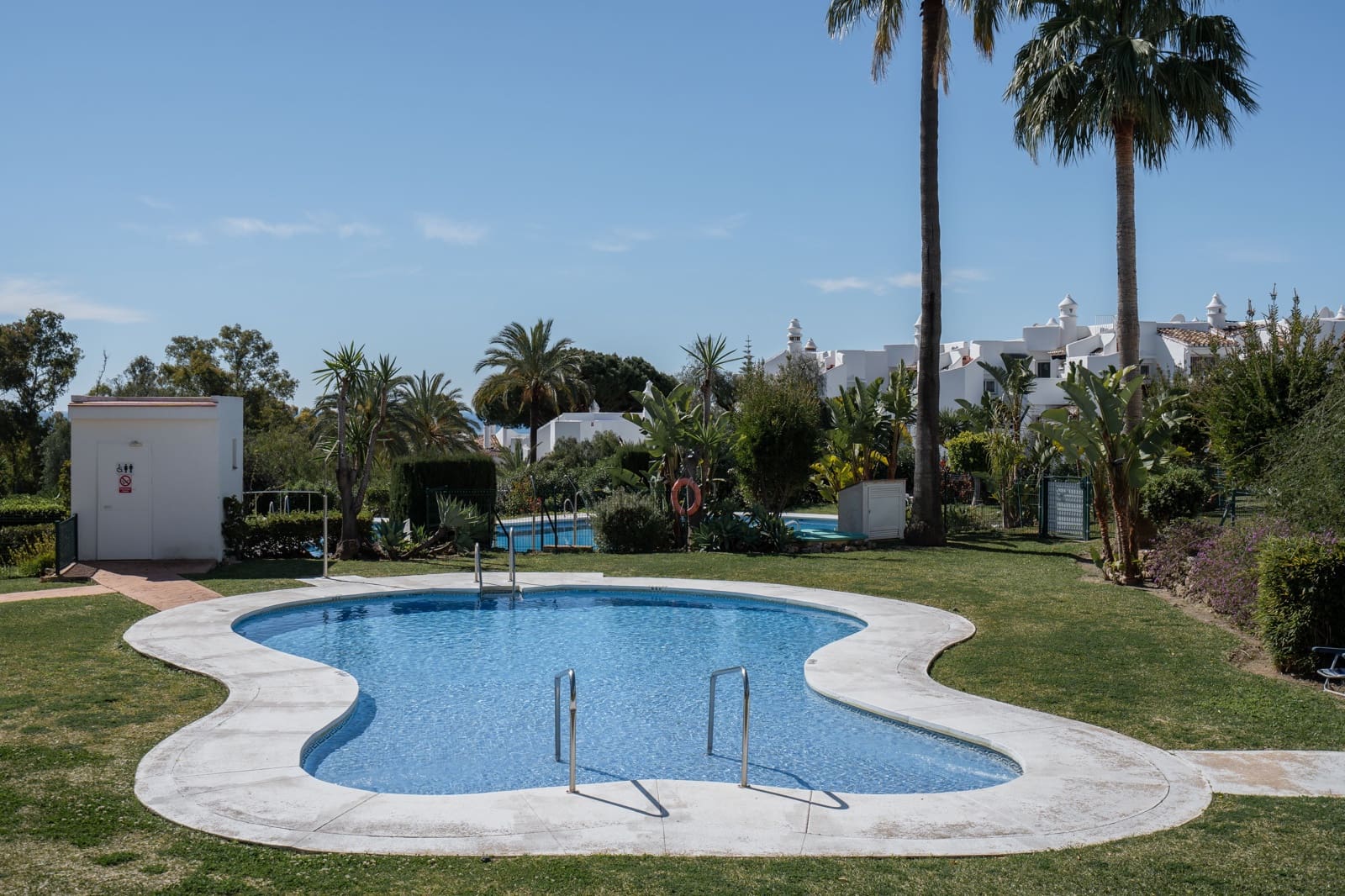2 soveværelse Lejlighed til salg i Mijas Costa med swimmingpool - € 435.000 (Ref: 9765267)