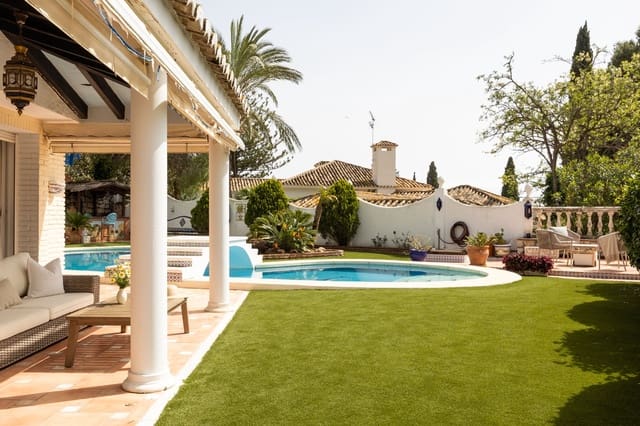 4 chambre Villa/Maison à vendre à La Capellanía - El Higuerón, Benalmádena avec piscine - 885 000 € (Ref: 9765268)