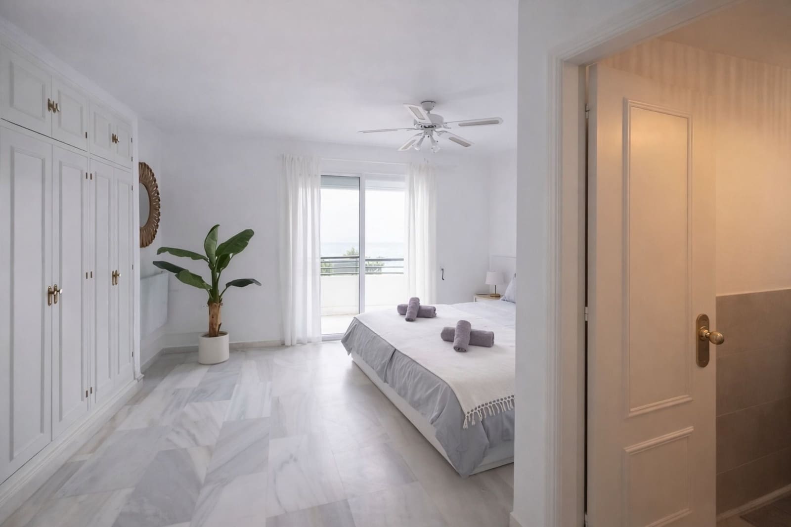 2 makuuhuone Kattohuoneisto myytävänä paikassa Mijas Costa mukana uima-altaan - 495 000 € (Ref: 9769080)