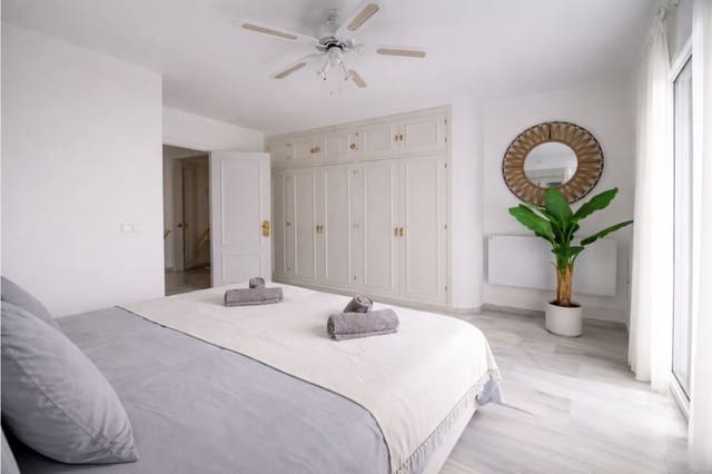 2 slaapkamer Penthouse te koop in El Faro de Calaburra - Chaparral, Mijas met zwembad - € 495.000 (Ref: 9769080)