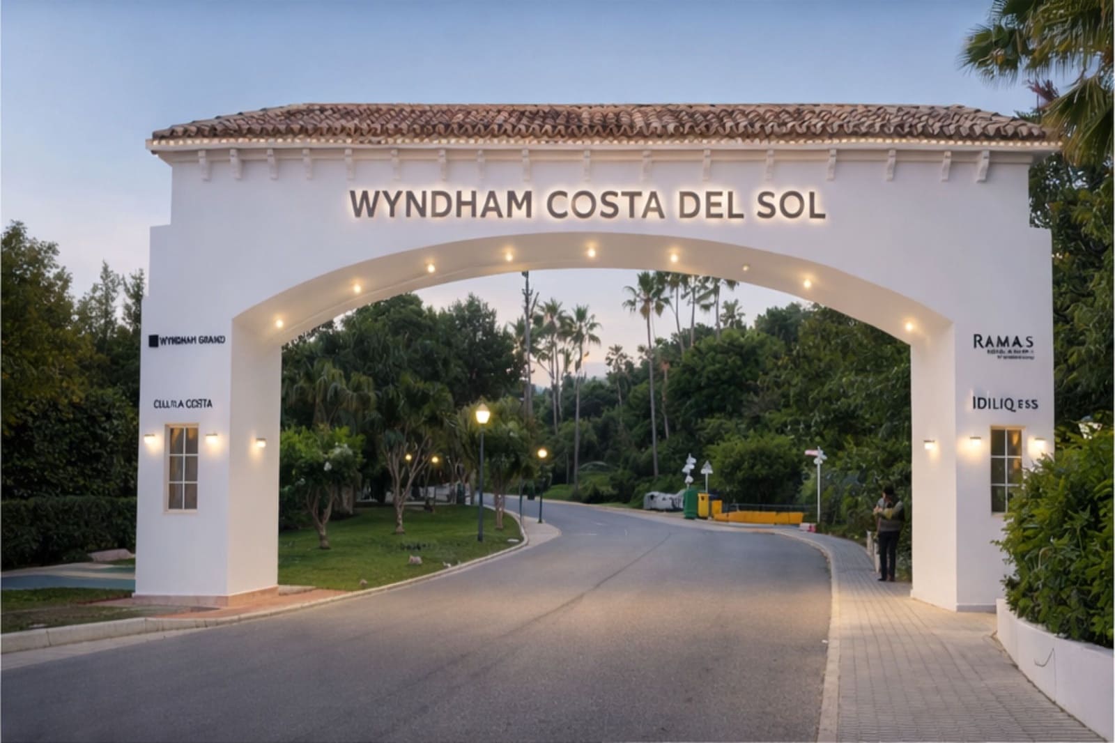 2 makuuhuone Kattohuoneisto myytävänä paikassa Mijas Costa mukana uima-altaan - 495 000 € (Ref: 9769080)