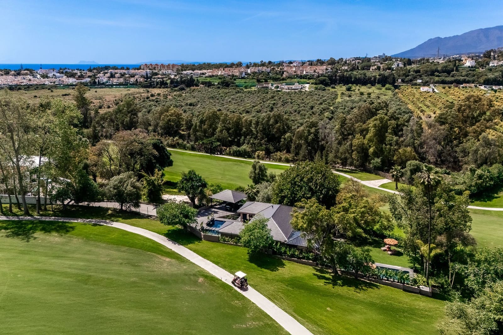 4 chambre Maison de Ville à vendre à San Pedro de Alcantara avec piscine - 3 695 000 € (Ref: 9769945)