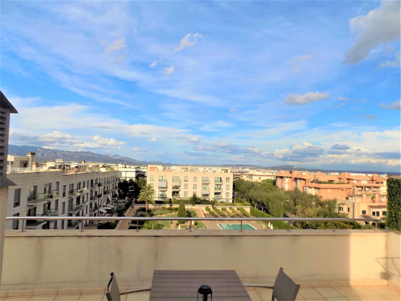 3 Zimmer Penthouse zu verkaufen in Palma de Mallorca mit Pool - 900.000 € (Ref: 9769946)