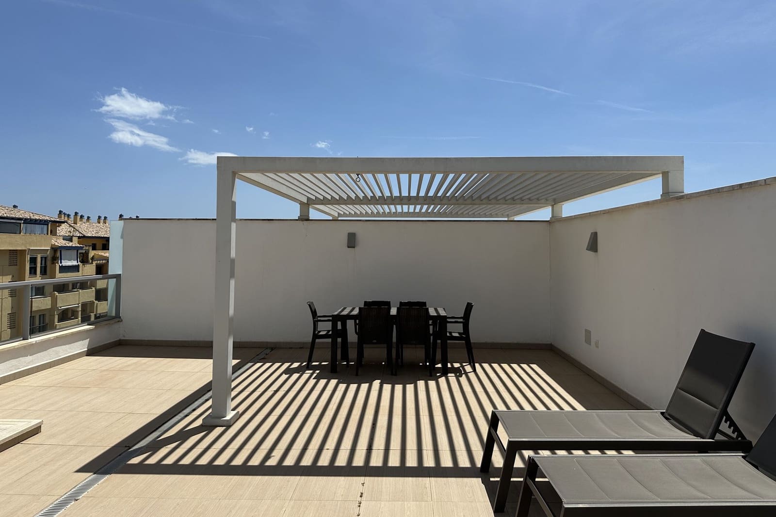 Penthouse te koop in San Pedro de Alcantara met zwembad - € 695.000 (Ref: 9770110)
