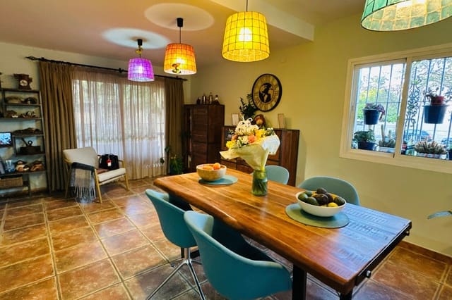 3 soverom Hus til salgs i Mijas Costa, Mijas med svømmebasseng - € 490 000 (Ref: 9770969)