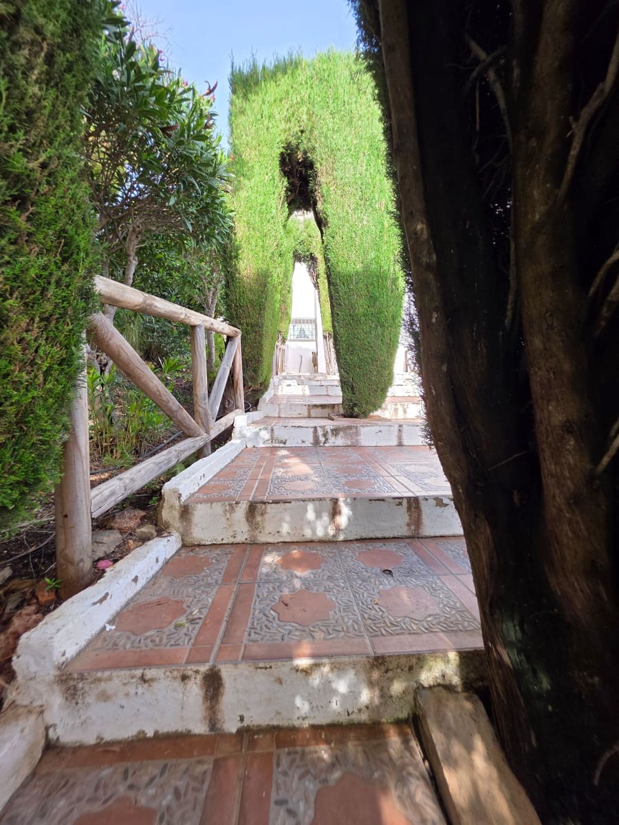 5 slaapkamer Villa te koop in Mijas Costa met zwembad - € 900.000 (Ref: 9775926)