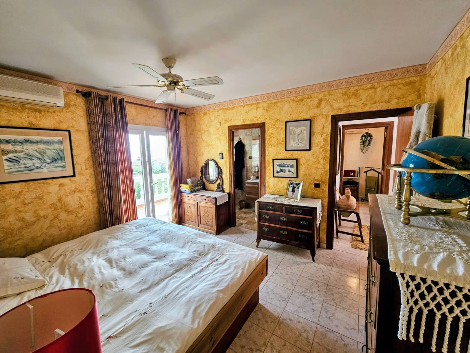 5 slaapkamer Villa te koop in Mijas Costa met zwembad - € 900.000 (Ref: 9775926)