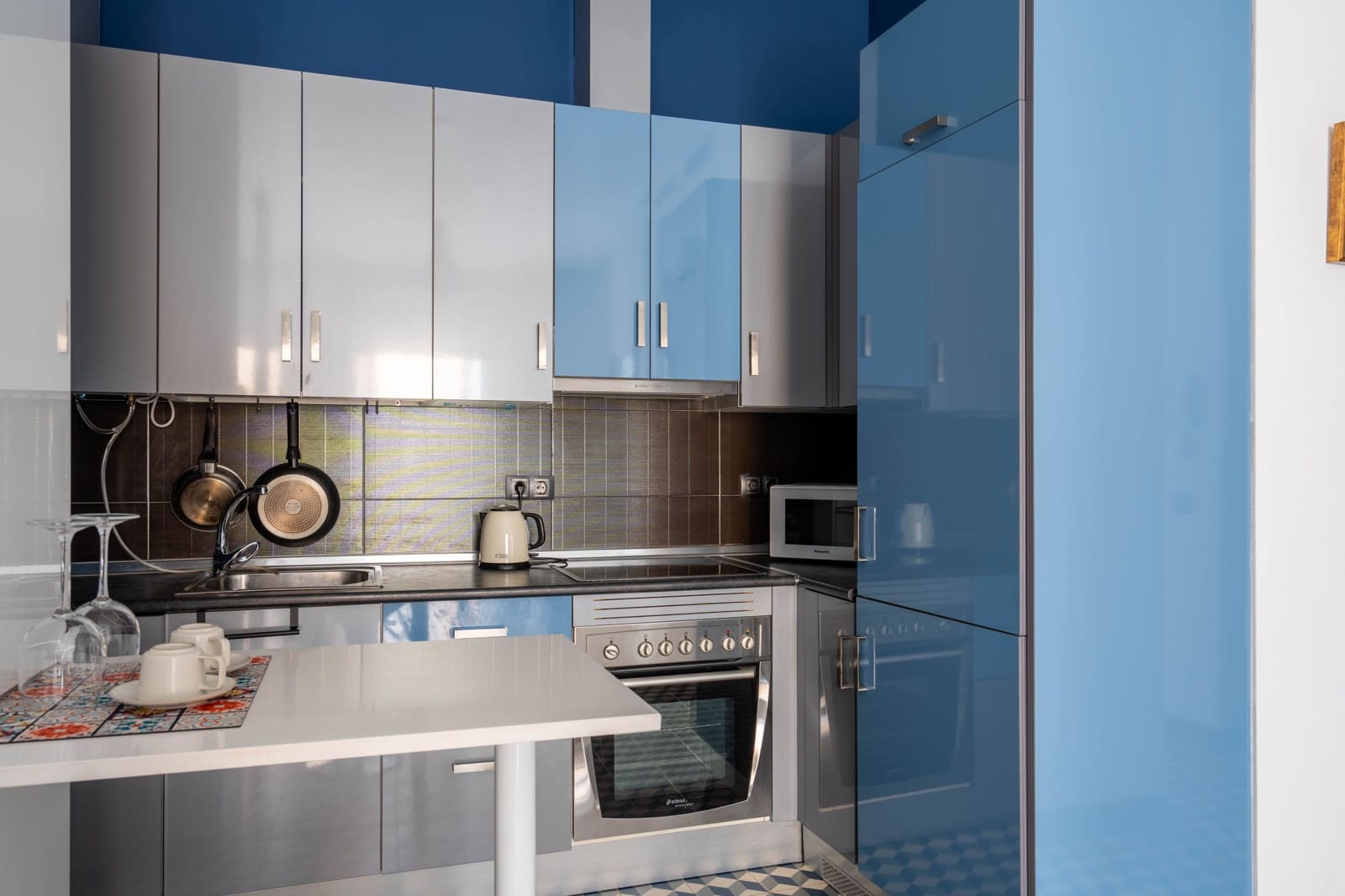 1 soverom Leilighet til leie i Malaga by - € 1 250 (Ref: 9775929)