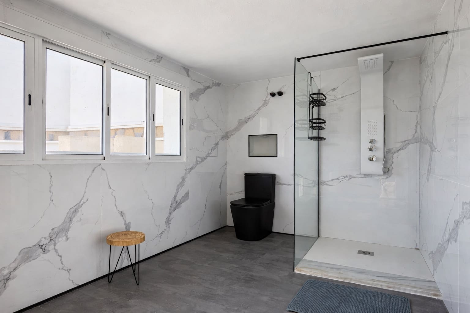 1 quarto Casa em Banda para venda em Mijas Costa com piscina - 399 000 € (Ref: 9776911)