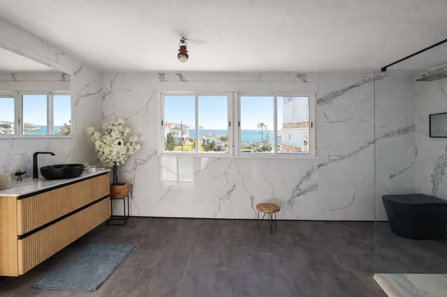 1 quarto Casa em Banda para venda em El Faro de Calaburra - Chaparral, Mijas com piscina - 399 000 € (Ref: 9776911)