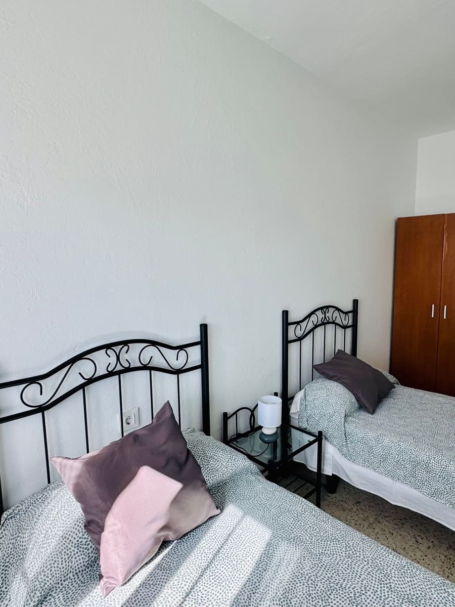 6 makuuhuone Omakotitalo myytävänä paikassa Tarifa - 725 000 € (Ref: 9776912)