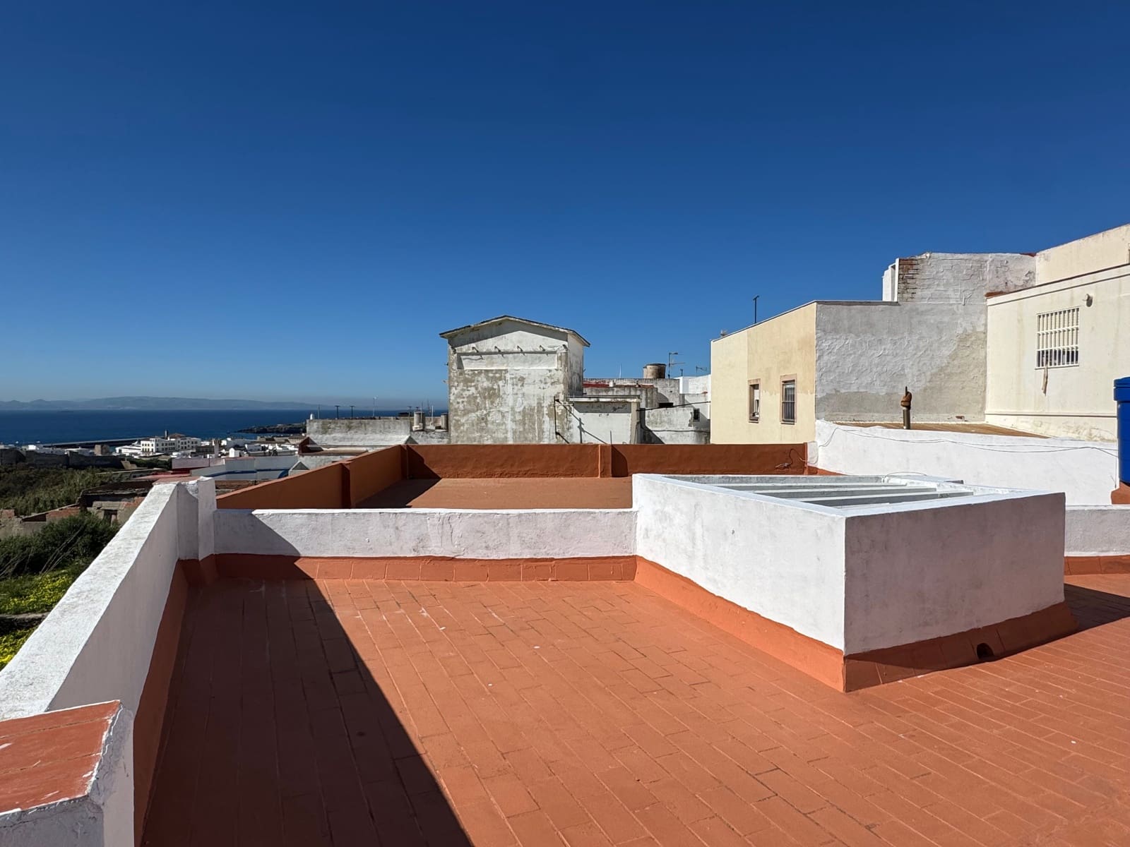 6 makuuhuone Omakotitalo myytävänä paikassa Tarifa - 725 000 € (Ref: 9776912)