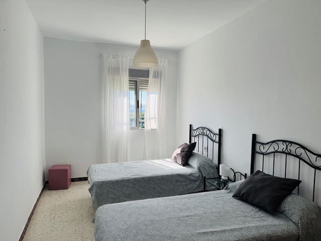 6 makuuhuone Omakotitalo myytävänä paikassa Tarifa - 725 000 € (Ref: 9776912)