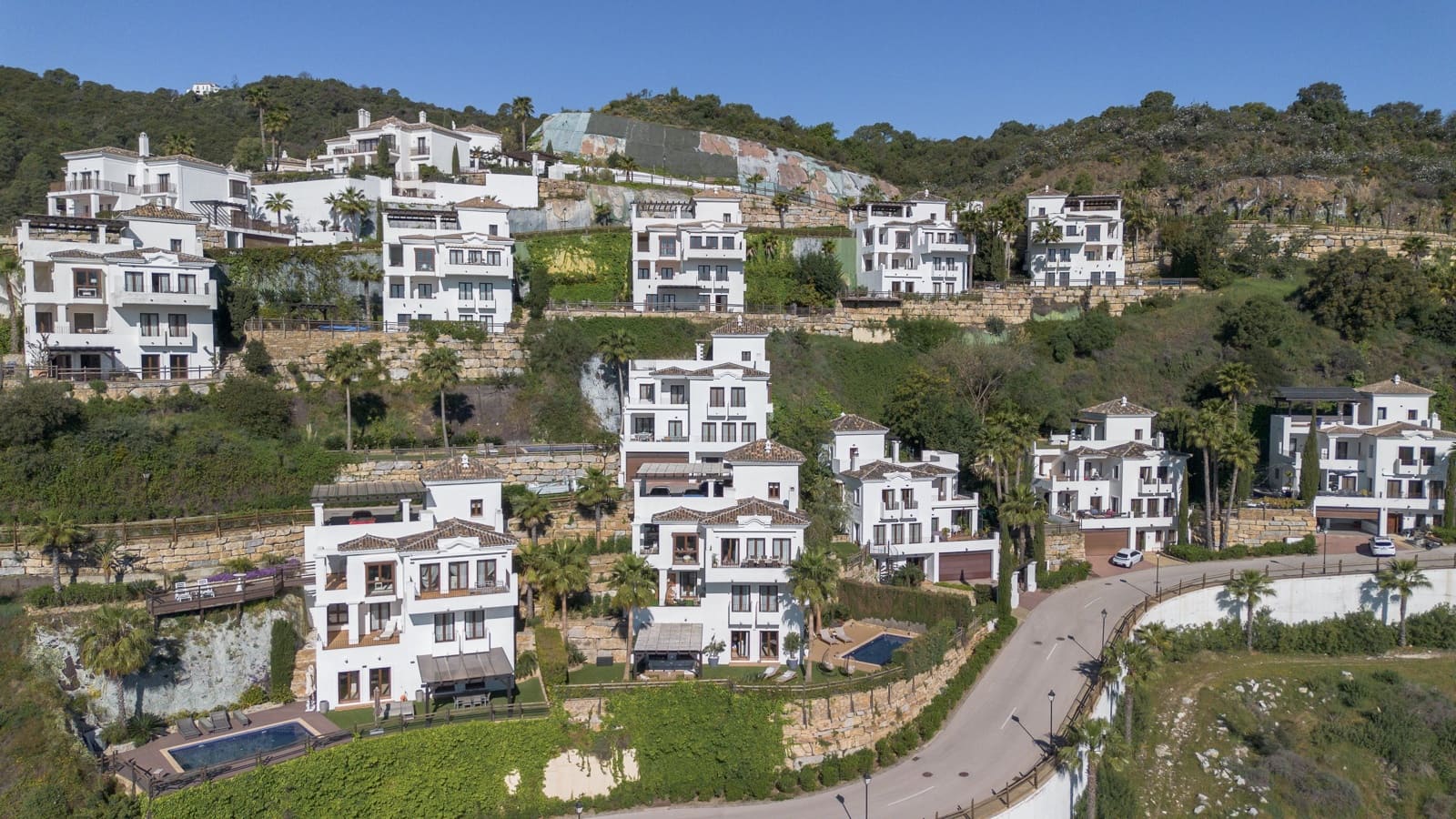 3 soverom Hus til salgs i Benahavis med svømmebasseng - € 1 350 000 (Ref: 9782292)