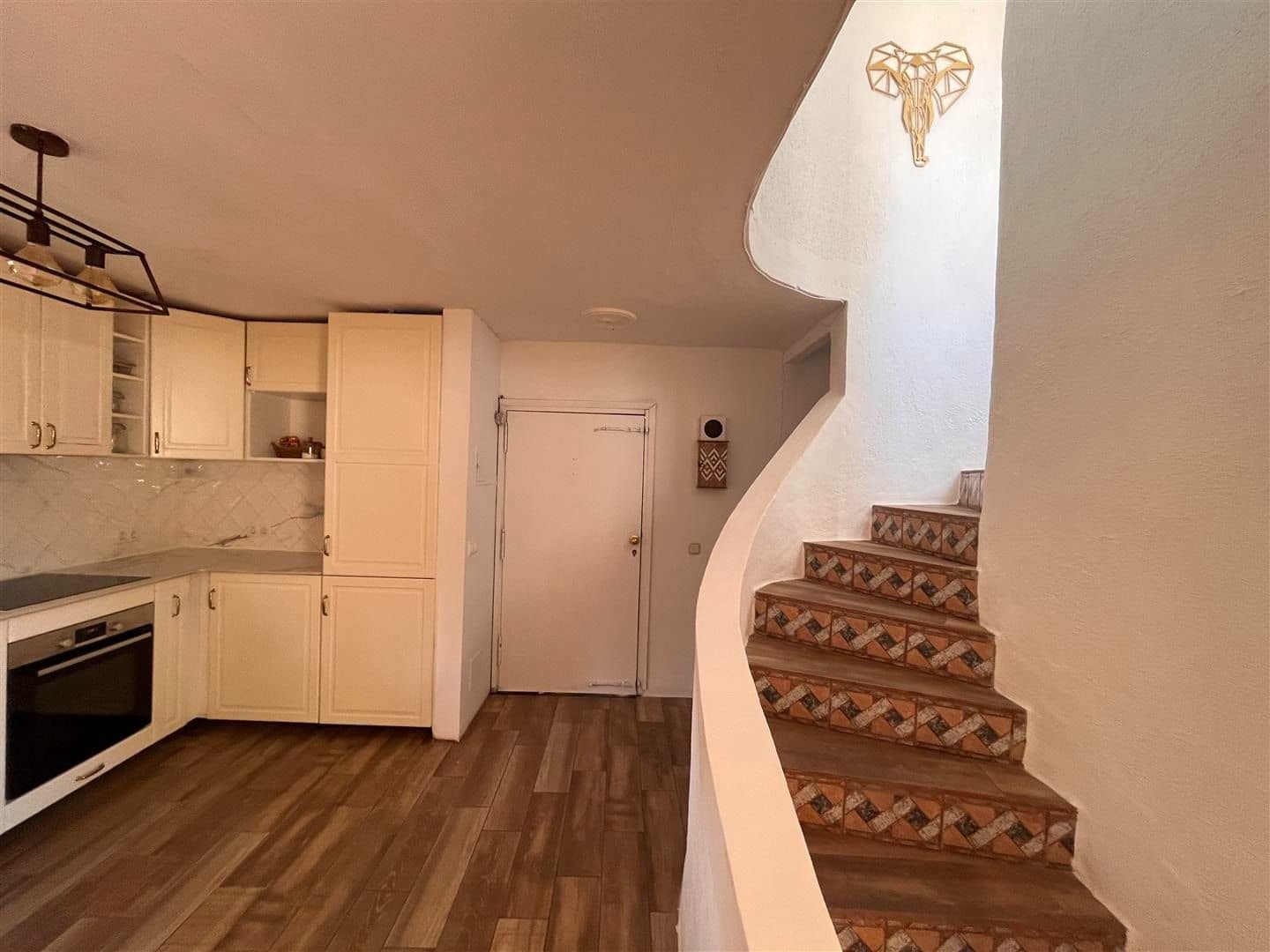 3 soveværelse Byhus til leje i Marbella med swimmingpool - € 2.500 (Ref: 9784133)