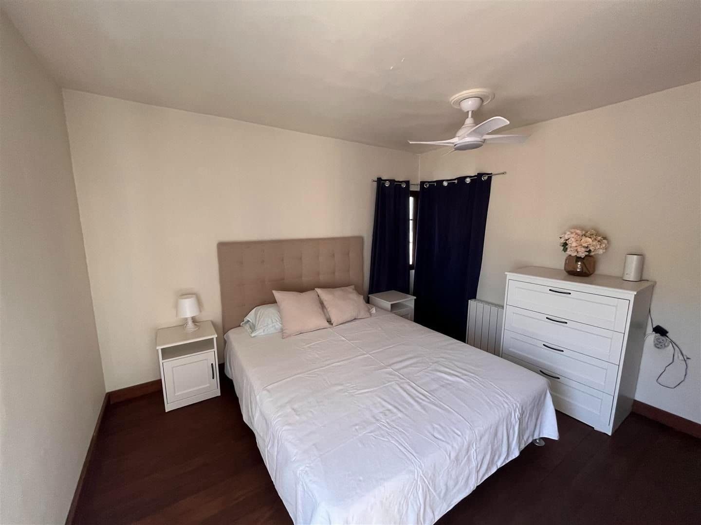 3 soveværelse Byhus til leje i Marbella med swimmingpool - € 2.500 (Ref: 9784133)