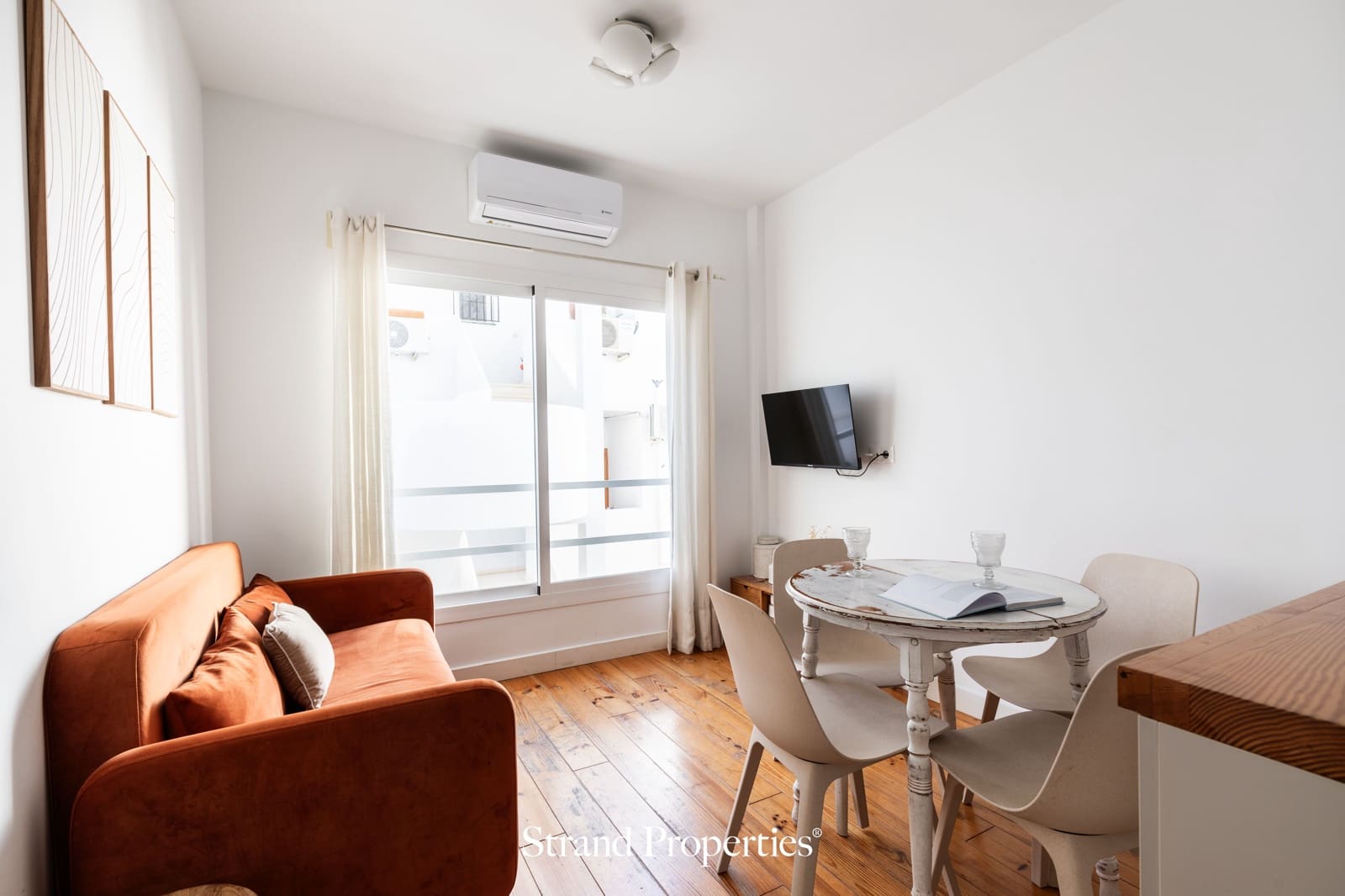 2 bedroom Apartment for sale in Malaga city - € 345,000 (Ref: 9787703)