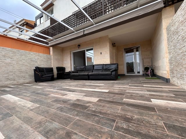 Casa de 4 habitaciones en Mijas Costa, Mijas en venta con piscina - 449.000 € (Ref: 9788708)