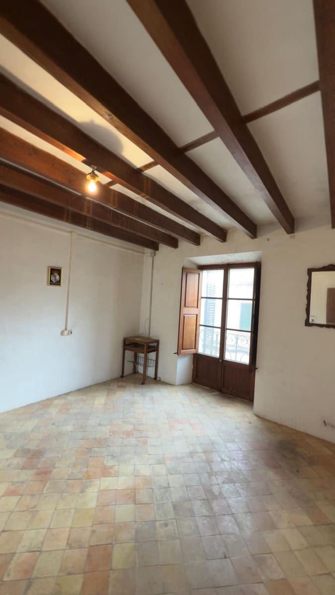 6 bedroom Townhouse for sale in Llucmajor with pool - € 630,000 (Ref: 9789619)