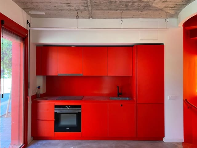 1 soverom Leilighet til leie i El Terreno, Palma de Mallorca med svømmebasseng garasje - € 1 700 (Ref: 9789845)