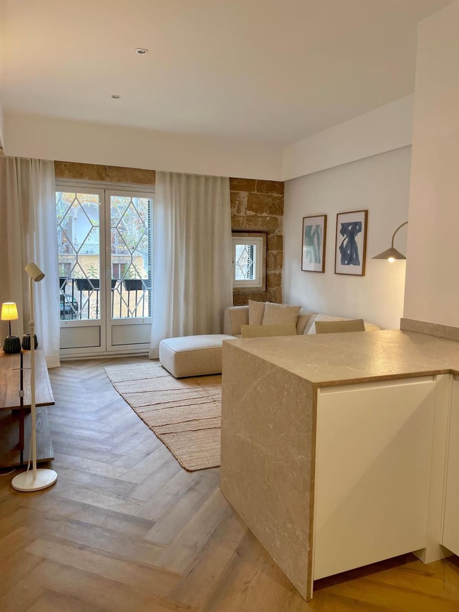 1 soverom Leilighet til leie i Palma de Mallorca - € 2 500 (Ref: 9789946)