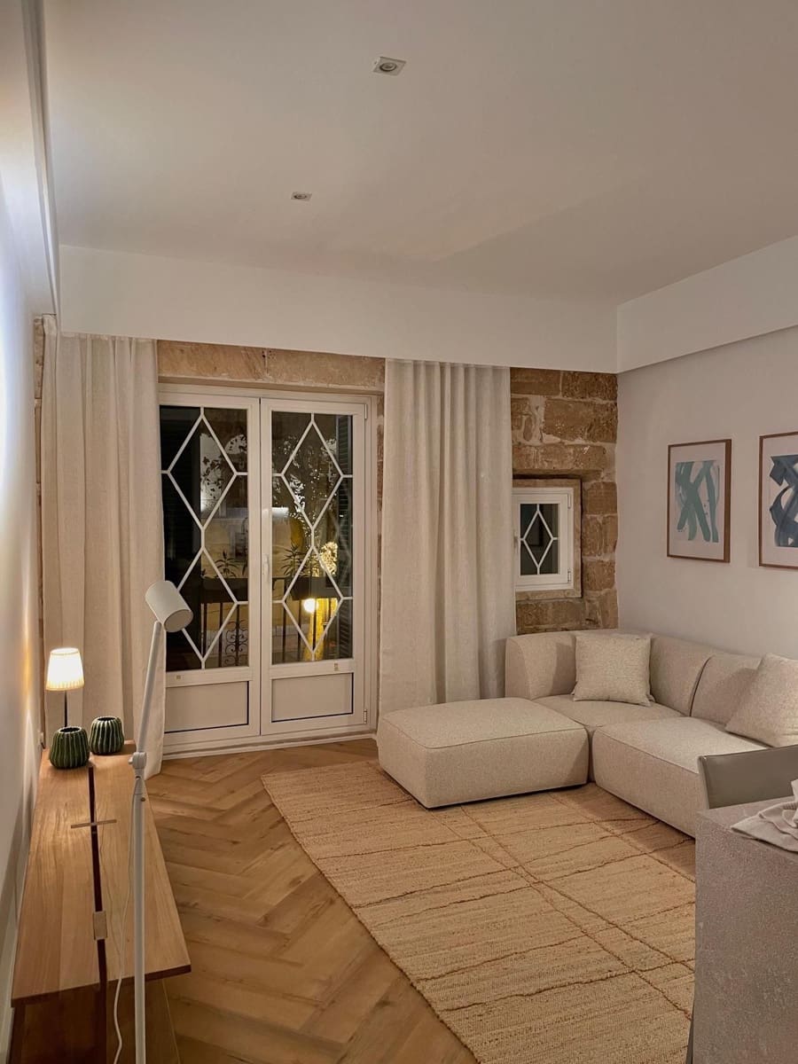 1 soverom Leilighet til leie i Palma de Mallorca - € 2 500 (Ref: 9789946)