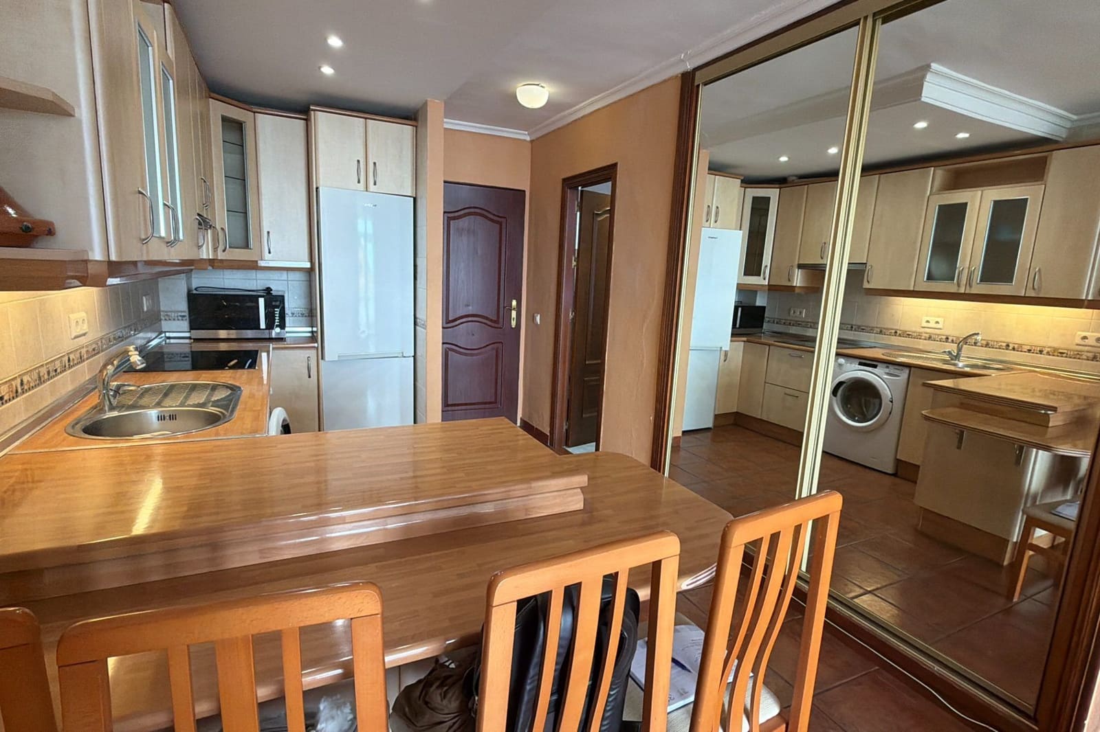 Apartment for sale in Torremolinos - € 184,000 (Ref: 9789947)