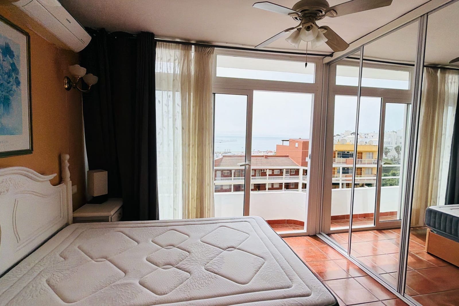 Apartment for sale in Torremolinos - € 184,000 (Ref: 9789947)