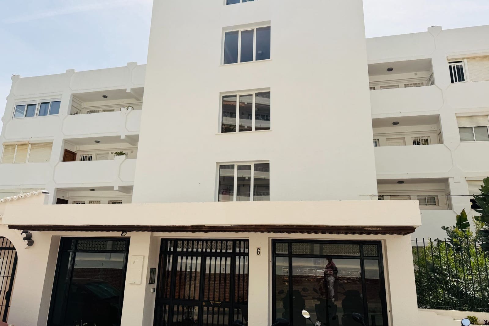 Apartment for sale in Torremolinos - € 184,000 (Ref: 9789947)