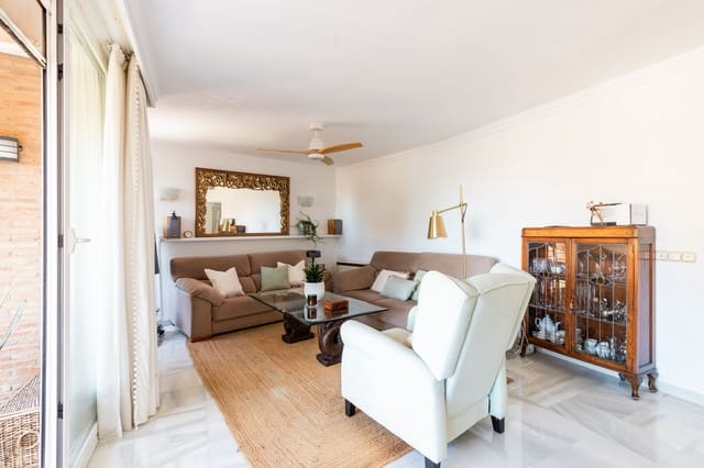 3 soveværelse Lejlighed til salg i Cañada de los Ingleses, Málaga by med swimmingpool - € 1.250.000 (Ref: 9790224)