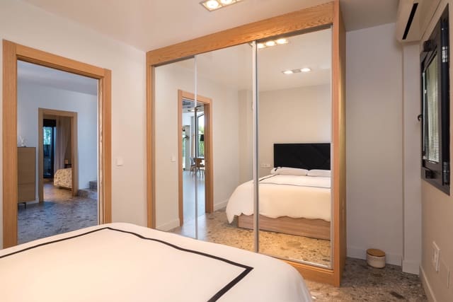 4 soverom Villa til salgs i Fuengirola med svømmebasseng - € 1 395 000 (Ref: 9795021)