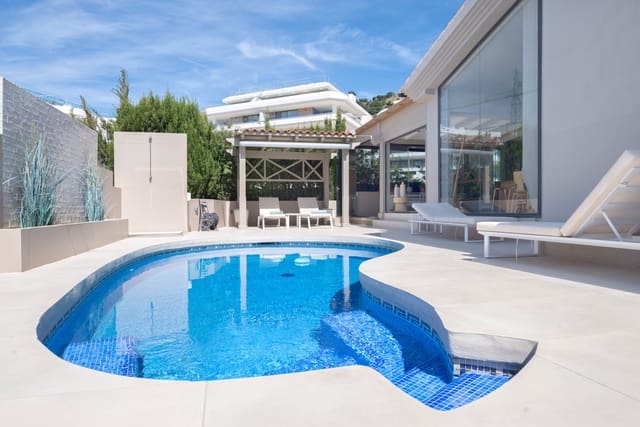 4 soverom Villa til salgs i Fuengirola med svømmebasseng - € 1 395 000 (Ref: 9795021)