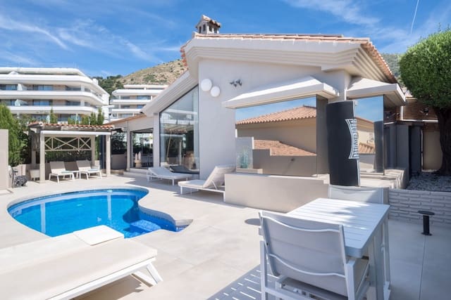 4 soverom Villa til salgs i Fuengirola med svømmebasseng - € 1 395 000 (Ref: 9795021)