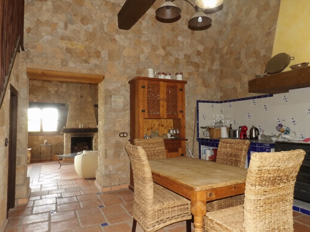 6 bedroom Villa for sale in Alhaurin el Grande with pool - € 2,200,000 (Ref: 9795507)