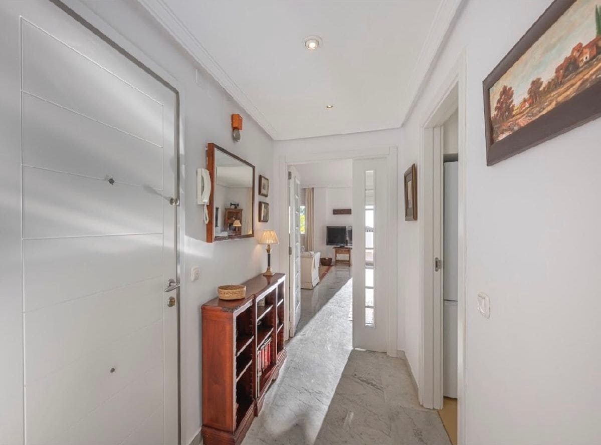 4 sovrum Lägenhet till salu i Marbella med pool - 1 350 000 € (Ref: 9798297)