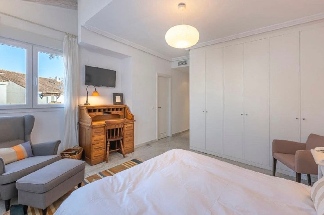 4 soveværelse Lejlighed til salg i Marbella med swimmingpool - € 1.350.000 (Ref: 9798297)