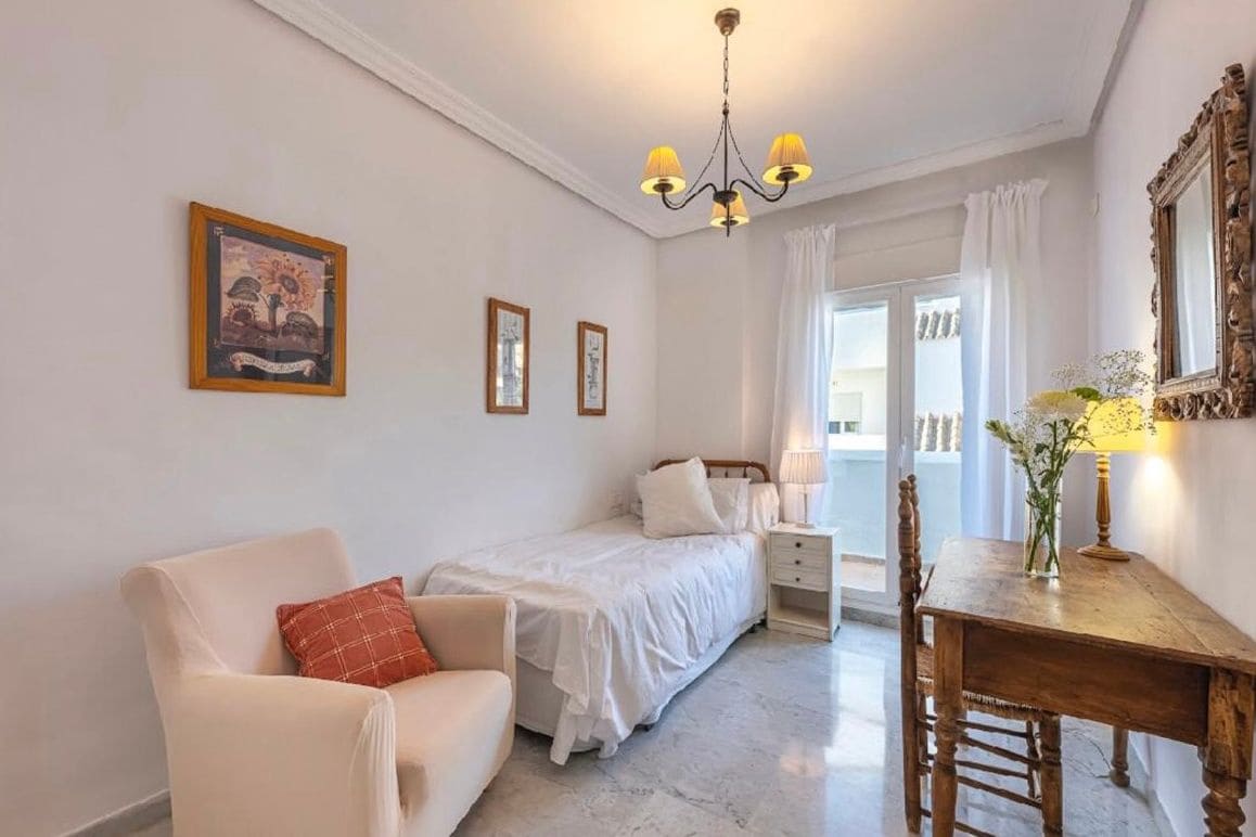 4 soveværelse Lejlighed til salg i Marbella med swimmingpool - € 1.350.000 (Ref: 9798297)