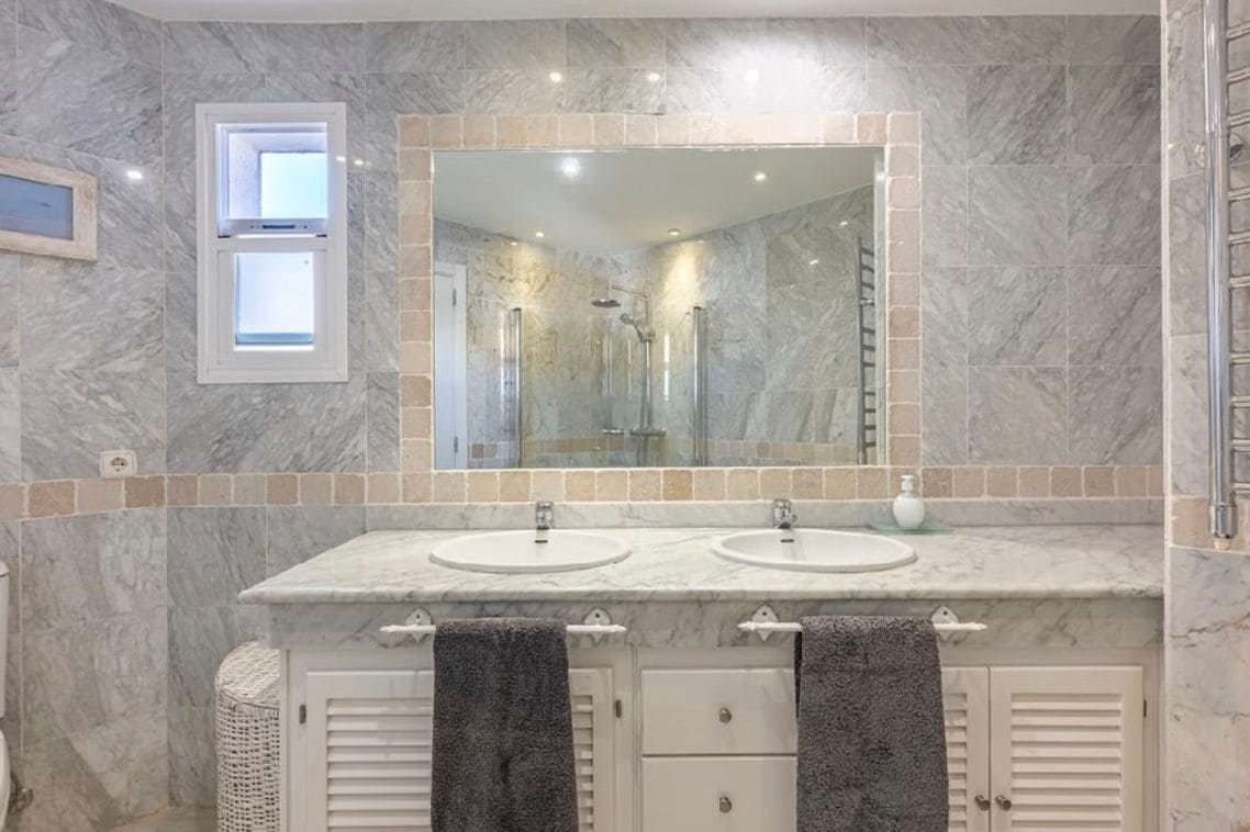 4 soveværelse Lejlighed til salg i Marbella med swimmingpool - € 1.350.000 (Ref: 9798297)
