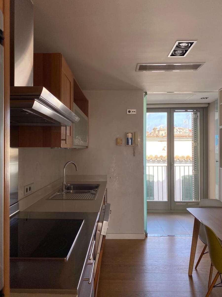 3 bedroom Apartment for sale in Palma de Mallorca - € 1,450,000 (Ref: 9800174)