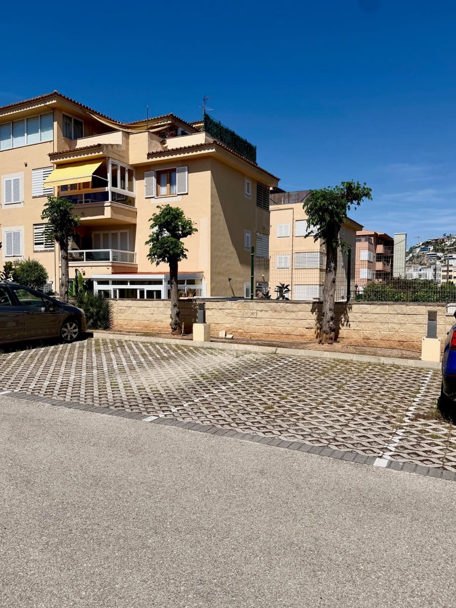 Apartamento de 4 habitaciones en Calvià en alquiler con piscina garaje - 3.700 € (Ref: 9802630)