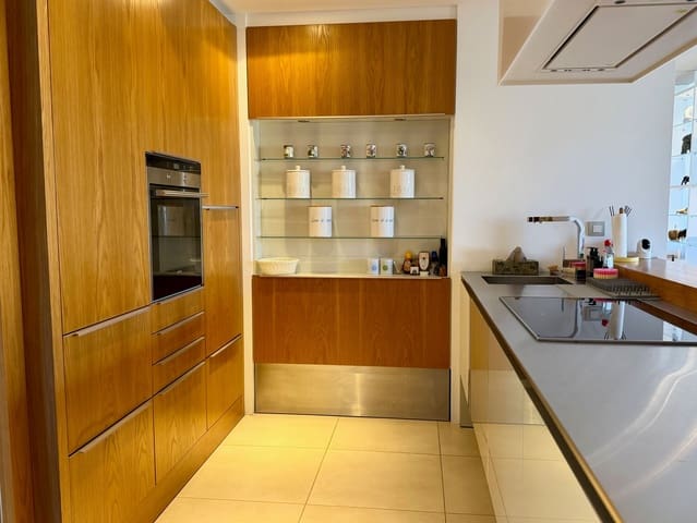 Apartamento de 4 habitaciones en Santa Ponsa, Calvià en alquiler con piscina garaje - 3.700 € (Ref: 9802630)