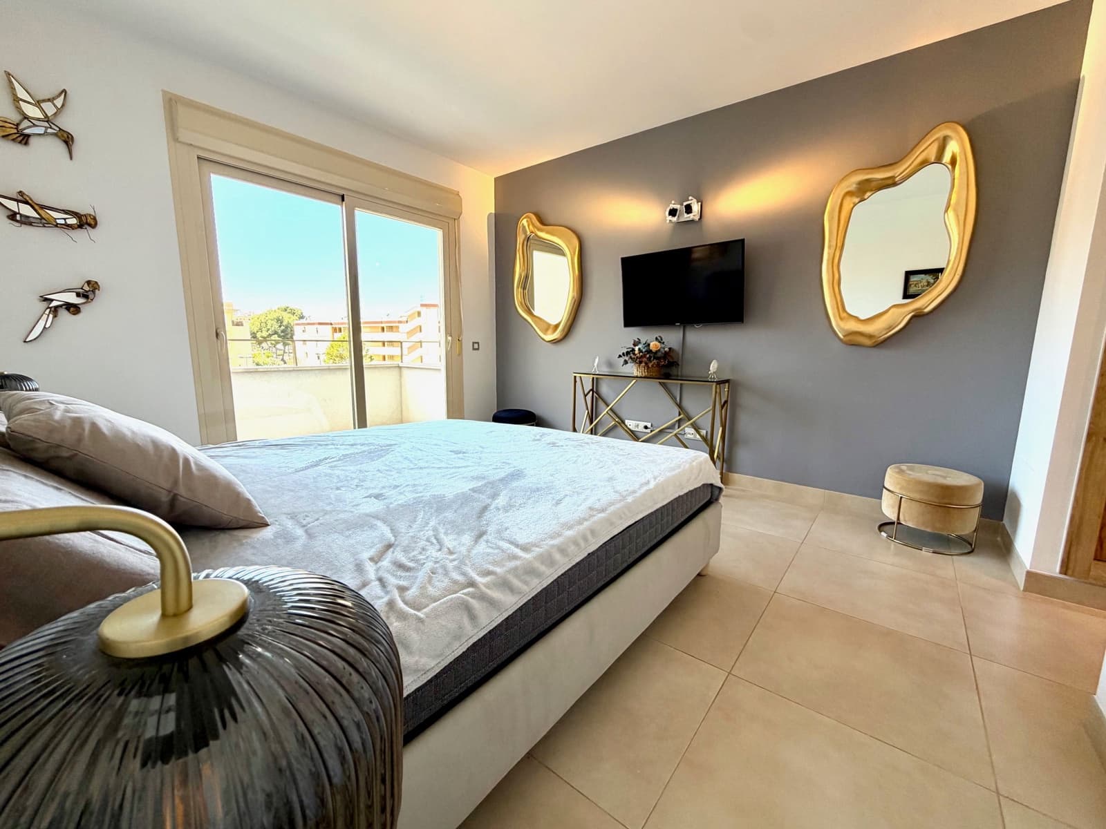 Apartamento de 4 habitaciones en Calvià en alquiler con piscina garaje - 3.700 € (Ref: 9802630)