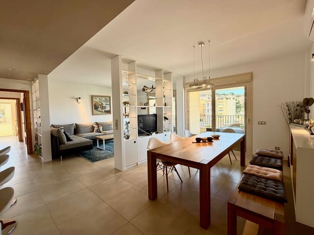 Apartamento de 4 habitaciones en Santa Ponsa, Calvià en alquiler con piscina garaje - 3.700 € (Ref: 9802630)