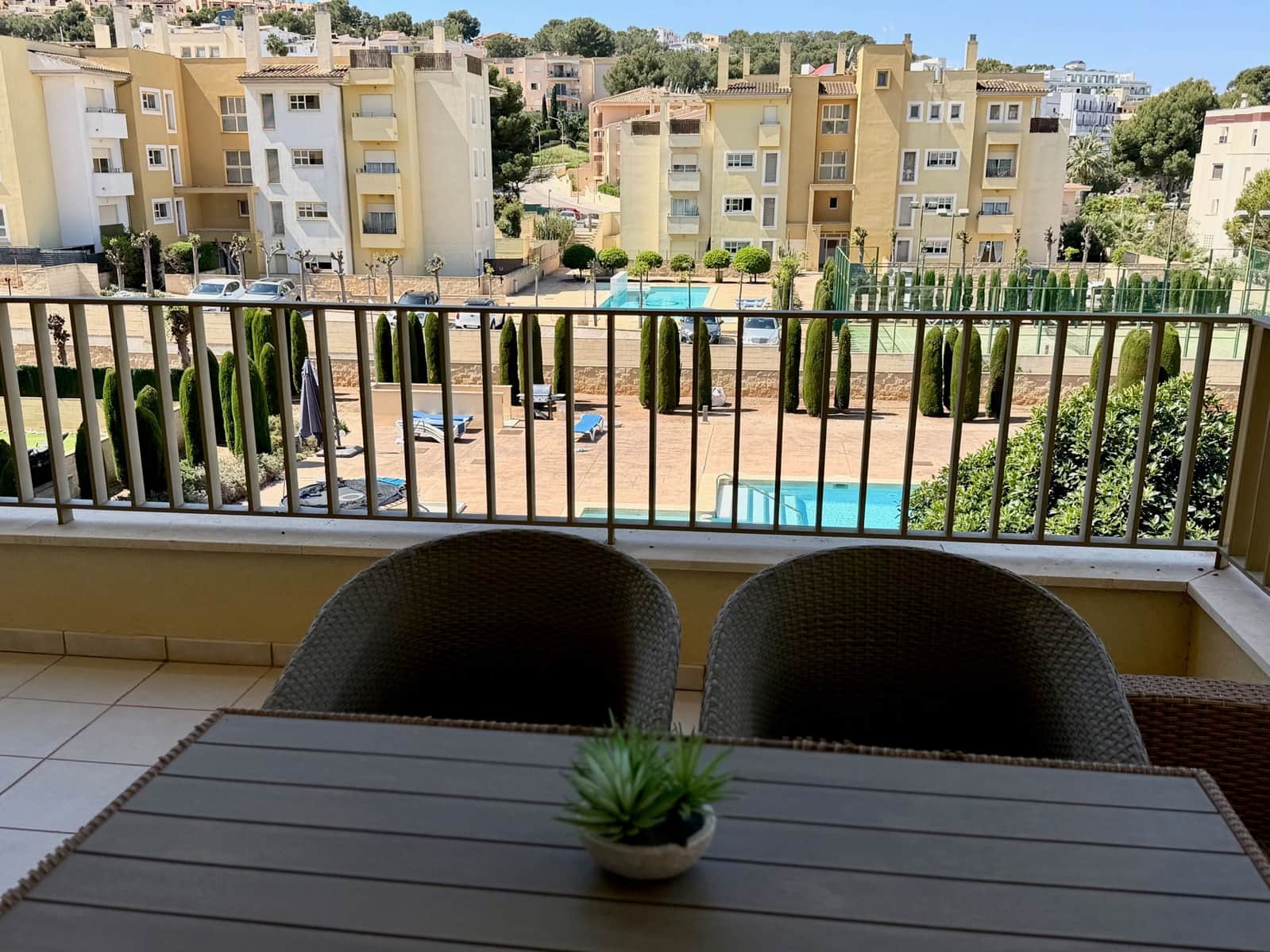 Apartamento de 4 habitaciones en Calvià en alquiler con piscina garaje - 3.700 € (Ref: 9802630)