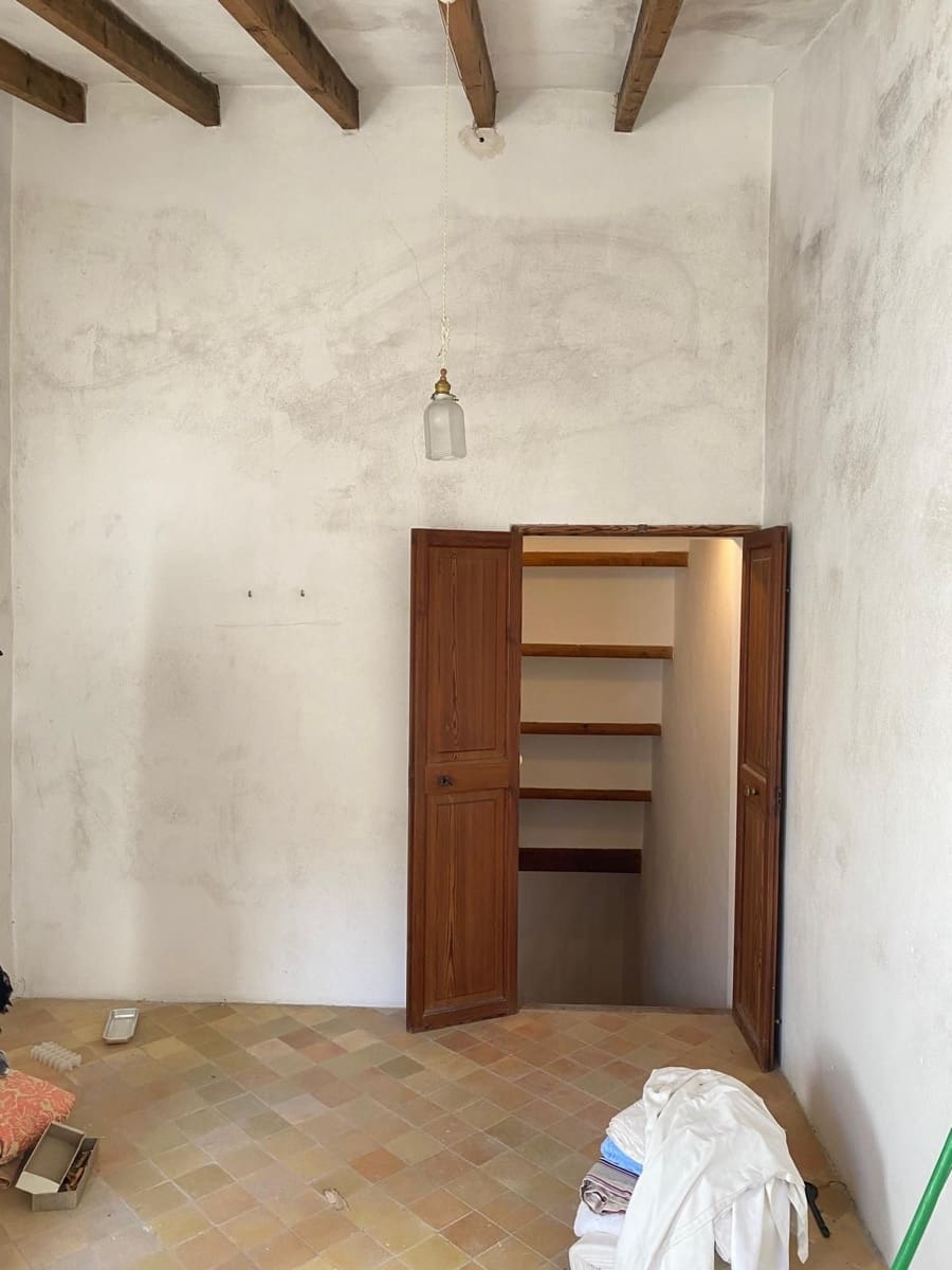 5 bedroom Townhouse for sale in Llucmajor - € 610,000 (Ref: 9803798)