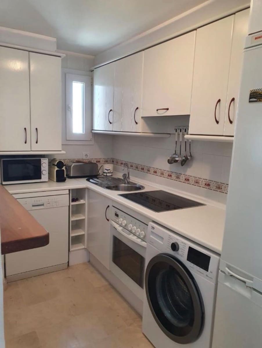 3 sovrum Lägenhet till salu i Barbate med pool - 475 000 € (Ref: 9803799)