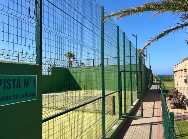 3 sovrum Lägenhet till salu i Barbate med pool - 475 000 € (Ref: 9803799)