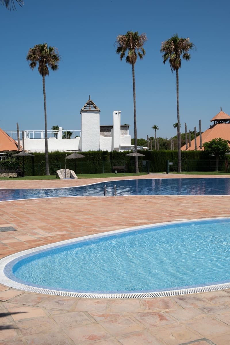 3 sovrum Lägenhet till salu i Barbate med pool - 442 000 € (Ref: 9803799)
