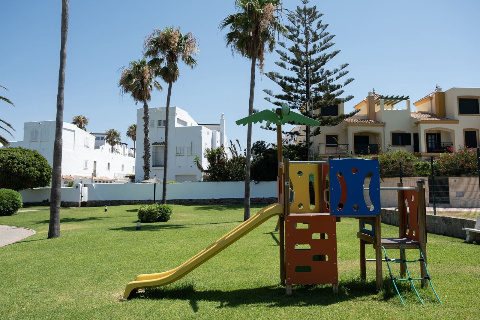 3 sovrum Lägenhet till salu i Barbate med pool - 442 000 € (Ref: 9803799)